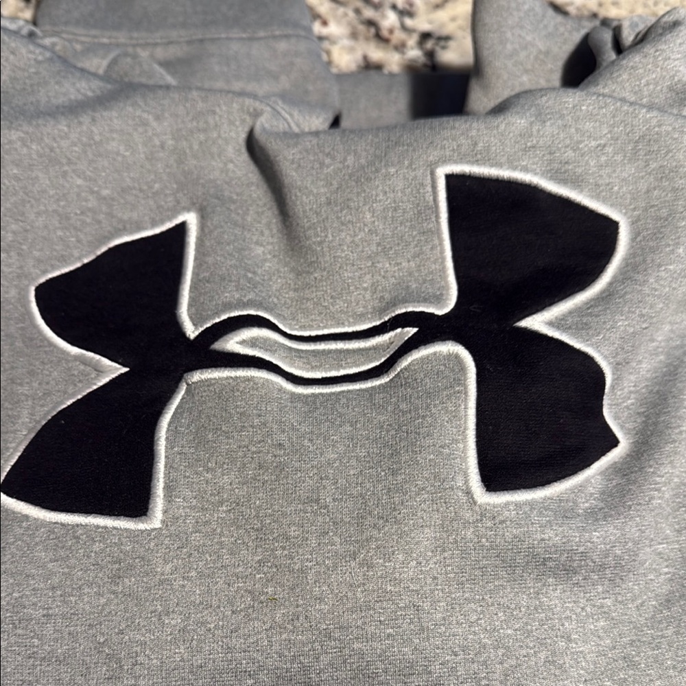 Under Armour Gray Hoodie Large Loose